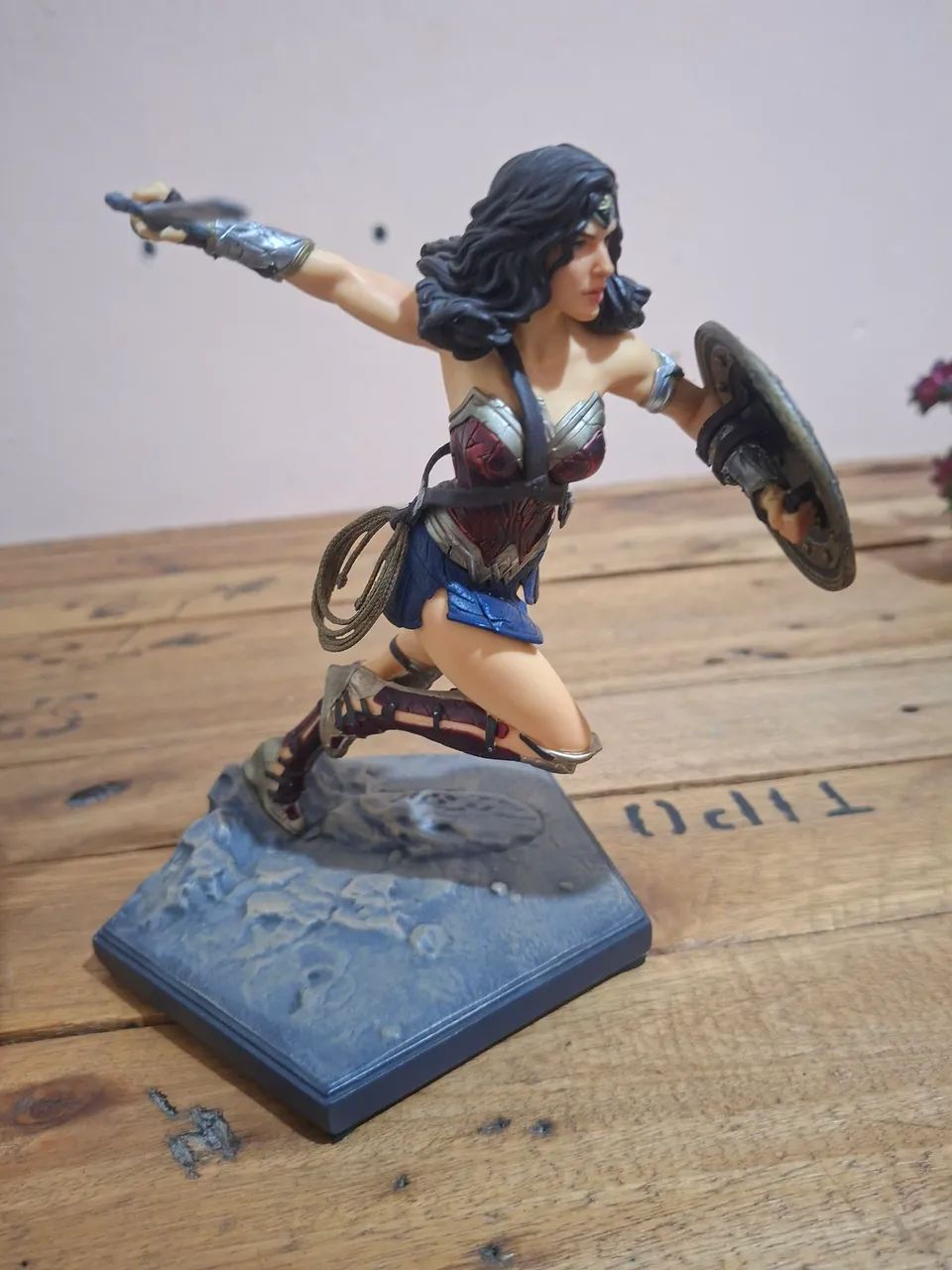 MULHER MARAVILHA Iron Studios  - Foto 3