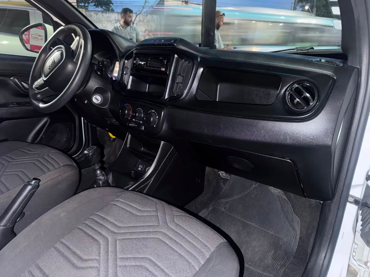 Fiat Strada Freedom 1.3 Flex 8V CD 2024 - Foto 4