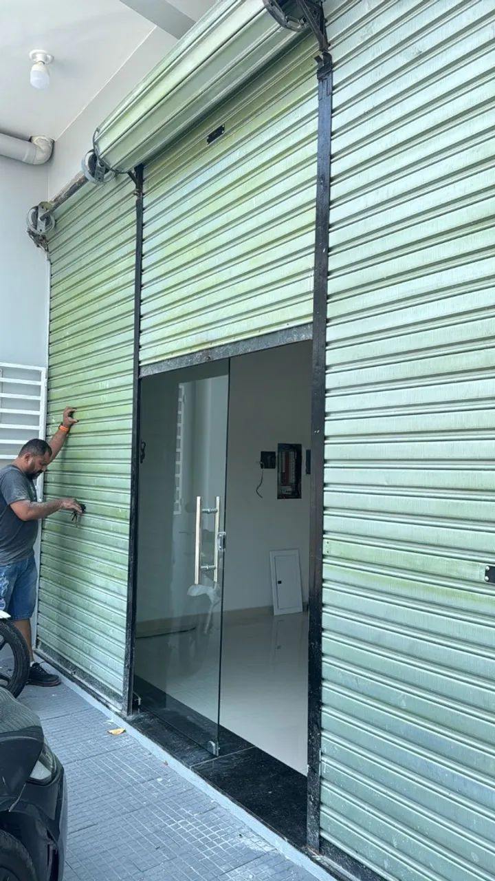 Vendo ou Alugo Prédio Comercial Novo 1.000m² c/ 2 Pisos ótimo para Clinicas na Praça 14  - Foto 2