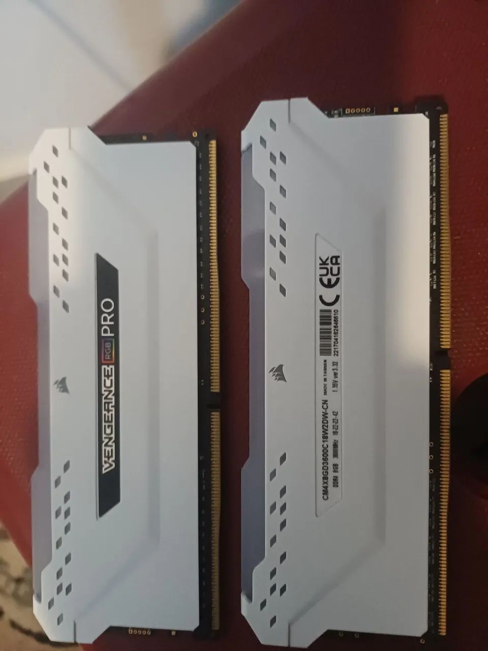 Corsair Vengeange RGB Branco 2x8gb