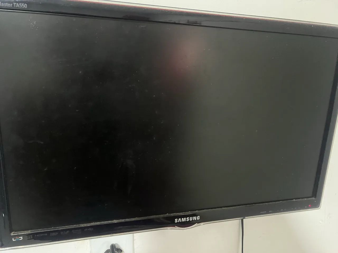 TV SAMSUNG 27 Polegadas Led ( manchas na tela ) - Foto 2