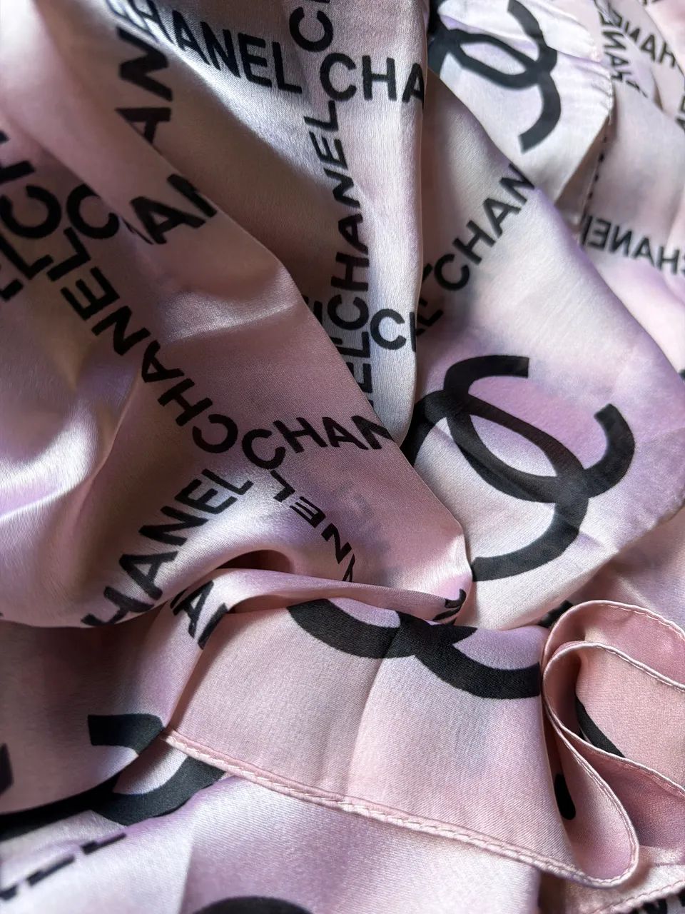Lenço em seda Chanel cor rosa  - Foto 3