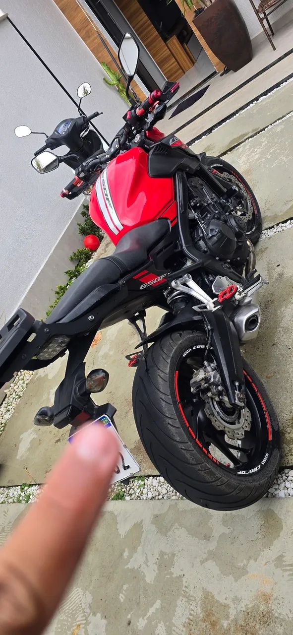 Cb650f com acessórios esportivos - Foto 5