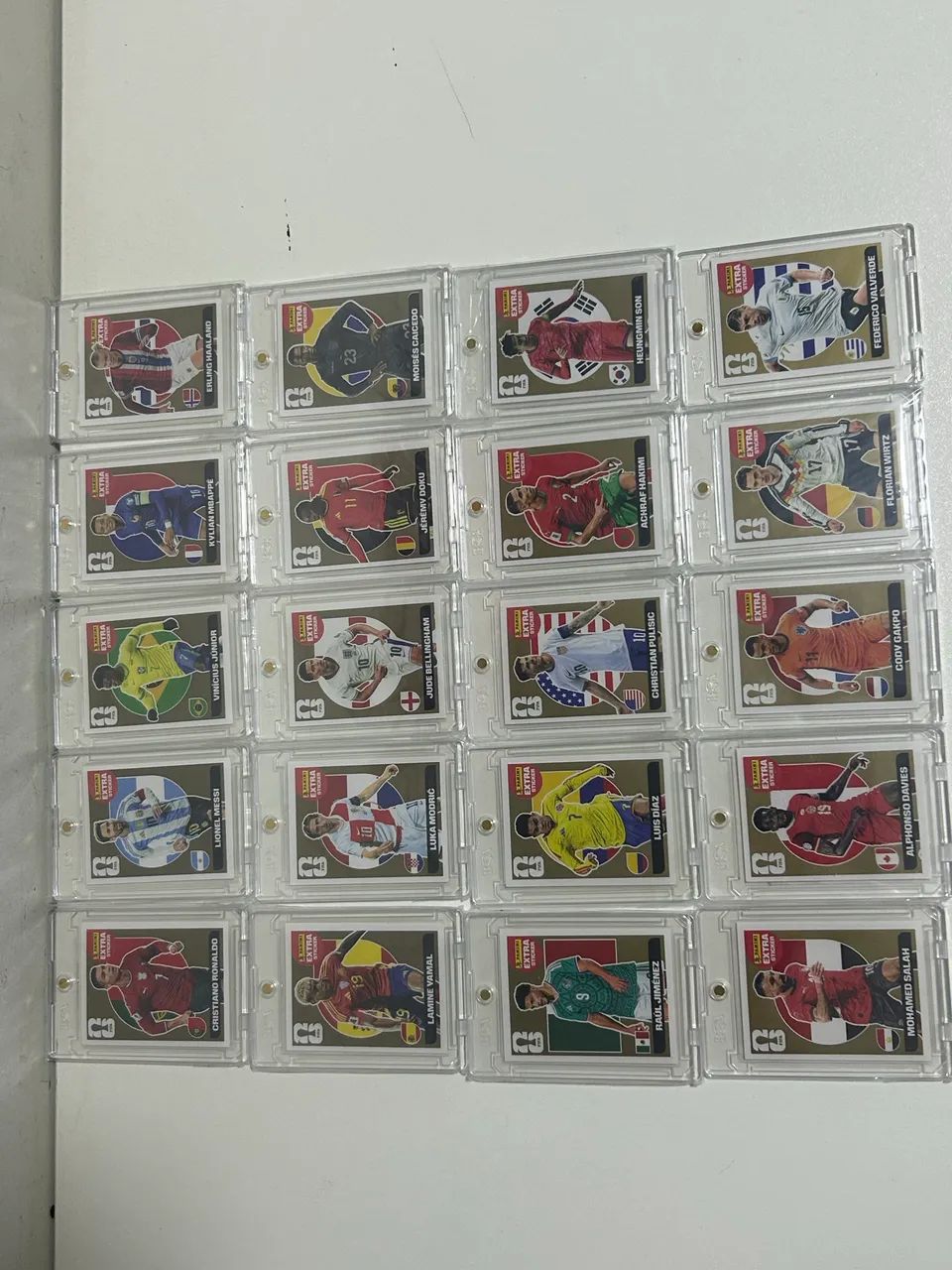 80 figurinhas legends completo mais cases - Foto 4