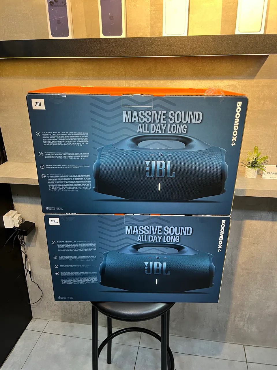 BoomBox 4 