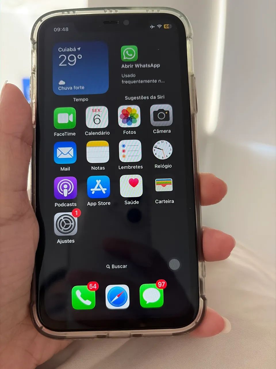 iPhone 11