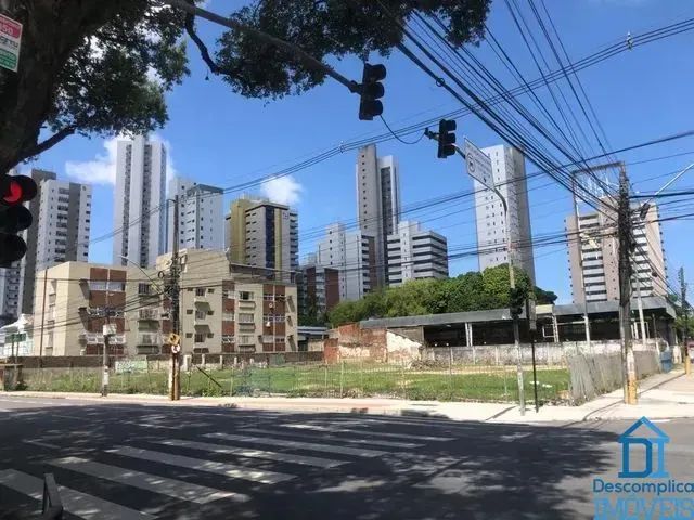 Terreno com 2.600m2 na Madalena, Recife-PE - Foto 2