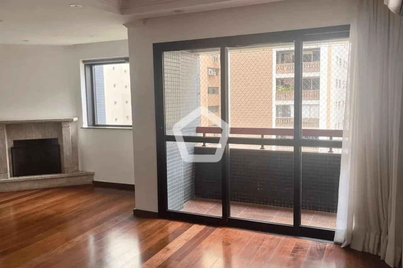 Apartamento 4 quartos em Itaim Bibi com lareira e boa iluminação - Foto 4
