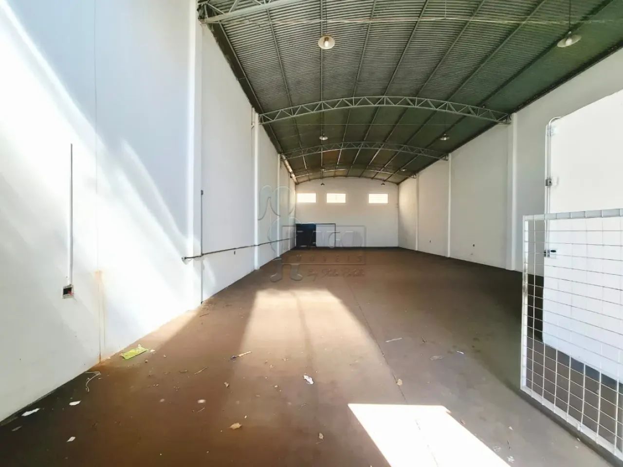 Galpão comercial de 308m² com 01 escritório - Vila Carvalho - Foto 3