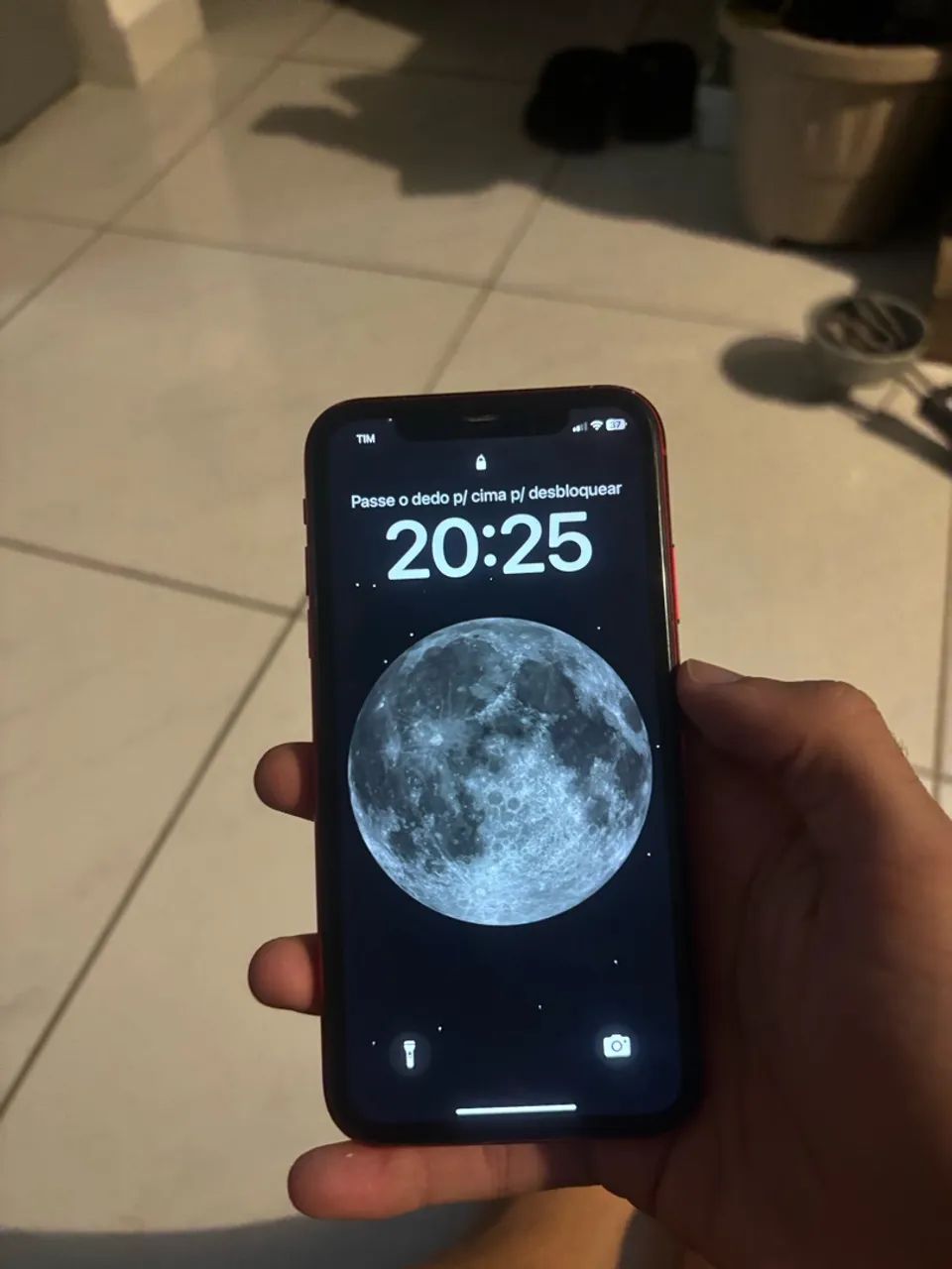 iPhone 11 red 64gb - Foto 2