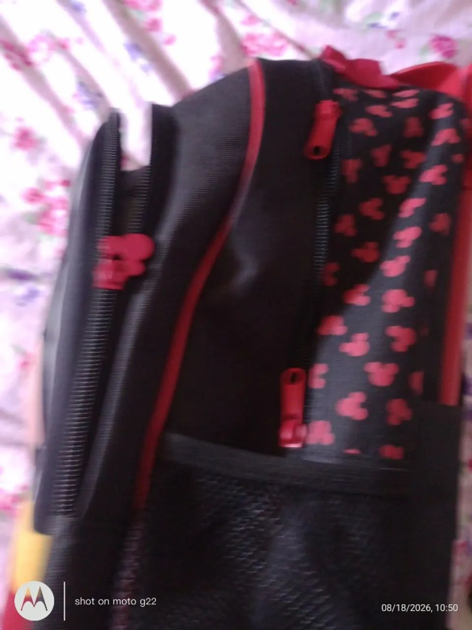 MOCHILA COM RODINHAS Mickey MOUSE NOVA - Foto 4