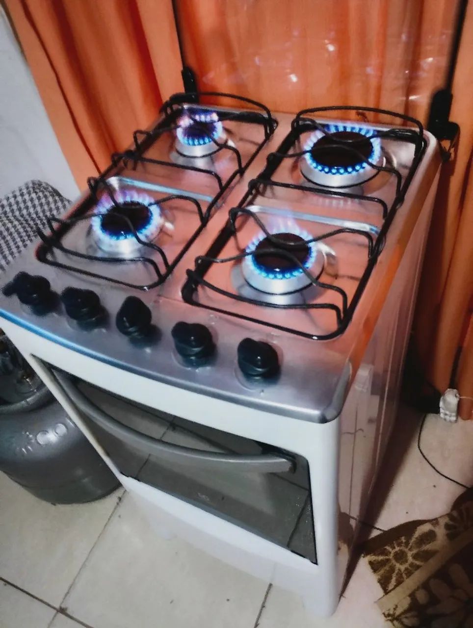 Fogão4 bocas Altomatico(Entrego Sen taxa) - Foto 3