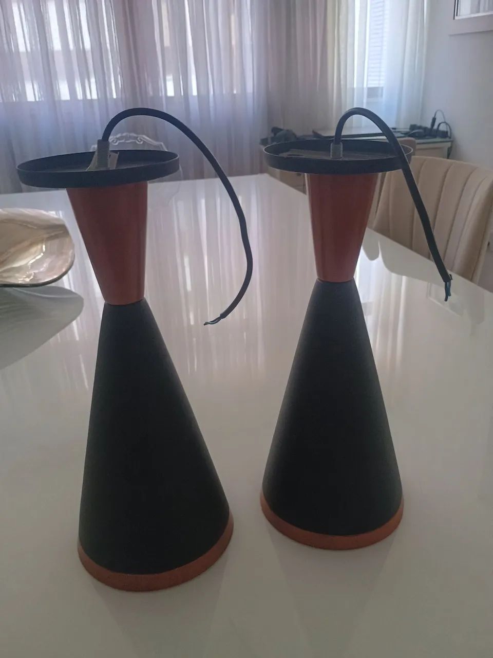2 pendentes luminárias 
