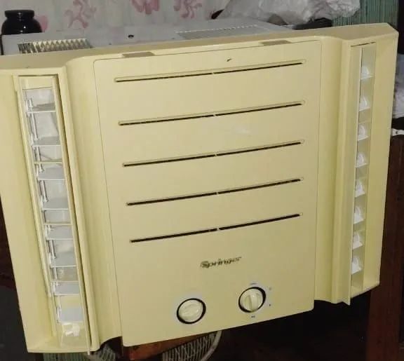 Ar condicionado Springer, 7500 btu, bem conservado, funcionando perfeitamente. - Foto 3