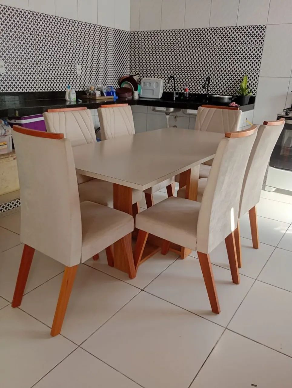 MESA COM 6 CADEIRAS  - Foto 3