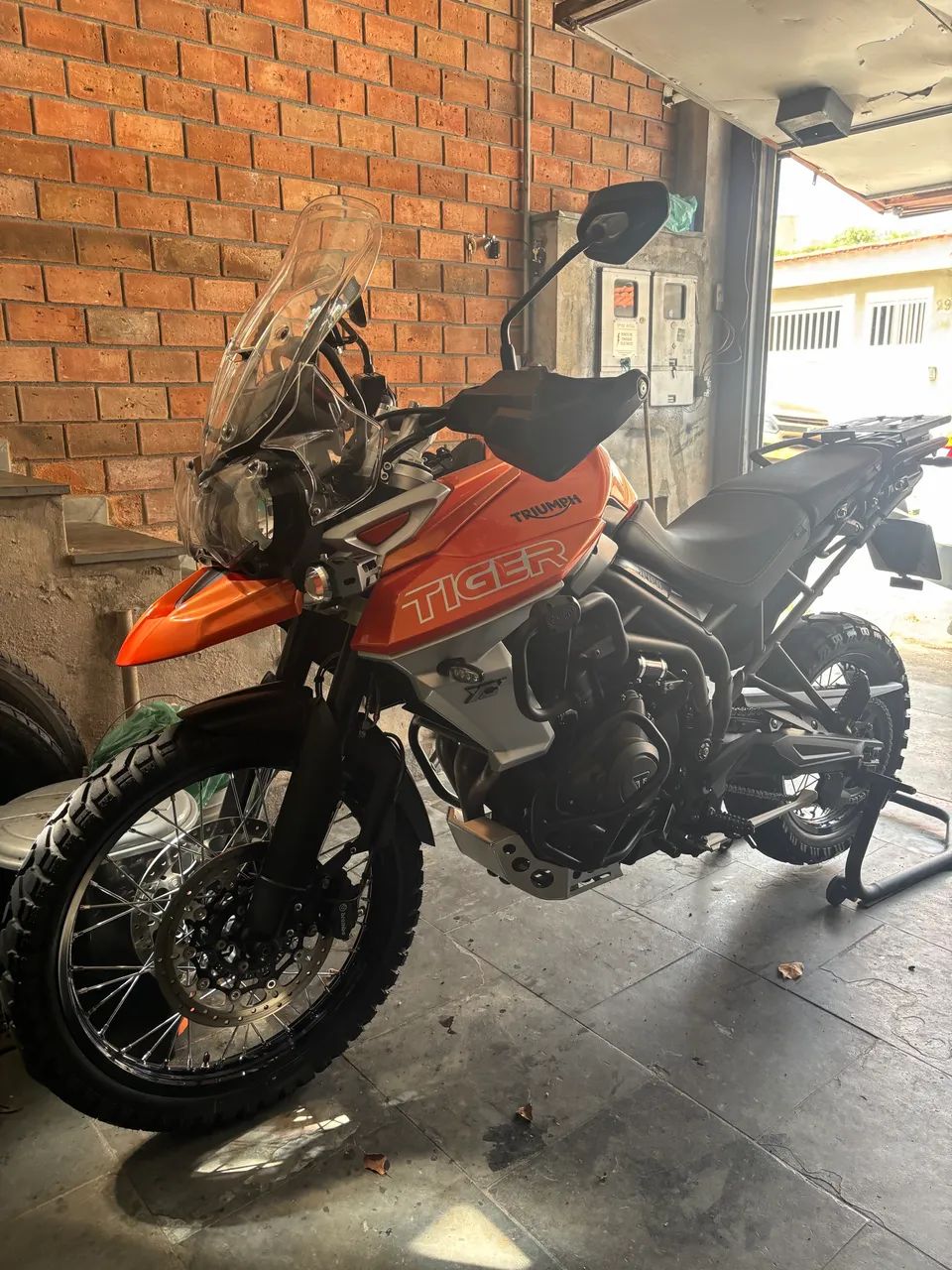 Tiger 800 laranja impecável  - Foto 2