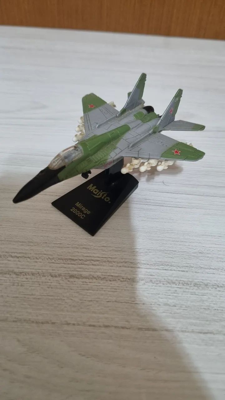Miniaturas de aeronaves maisto - Foto 5