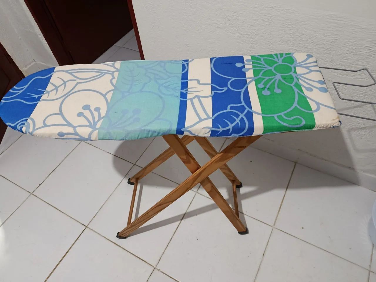 Vende-se tábua de passar 
