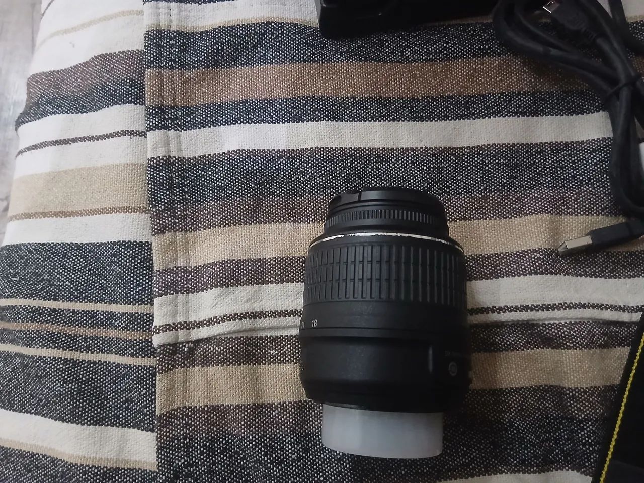 Câmera Nikon D3100 semi nova - Foto 4