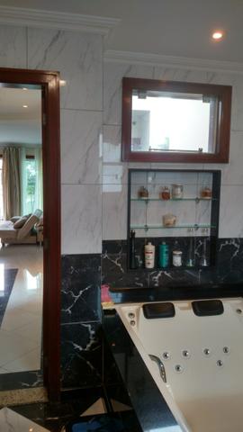 Excelente Cs de Condomínio 443 M2 4 Qts 02 suítes mobiliada finíssimo acabamento !!! - Foto 2
