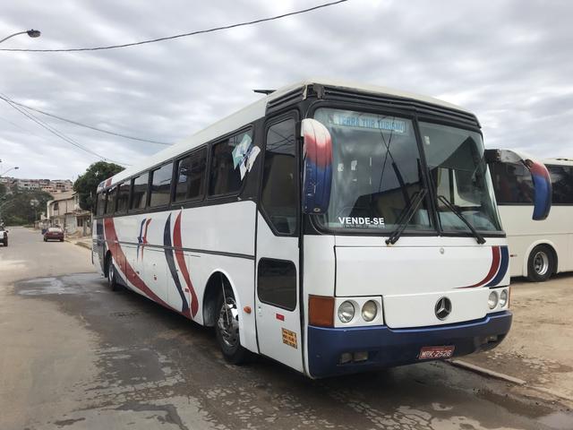 Vende-se este ônibus