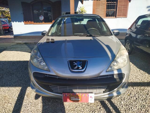PEUGEOT 207 2011/2011 1.4 XR SPORT 8V FLEX 4P MANUAL - Foto 2