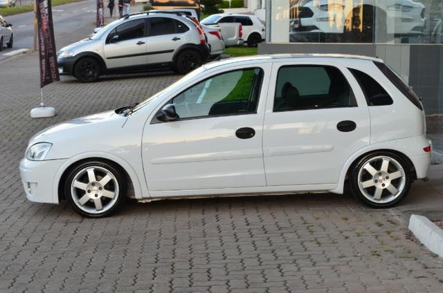 Corsa Hatch Maxx 1.4 - Legalizado Baixo - Rodas aro 15" - Foto 4