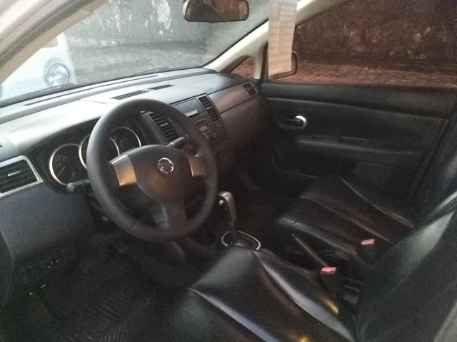 NISSAN TIIDA 2012/2013 1.8 SEDAN 16V FLEX 4P AUTOMATICO - Foto 2