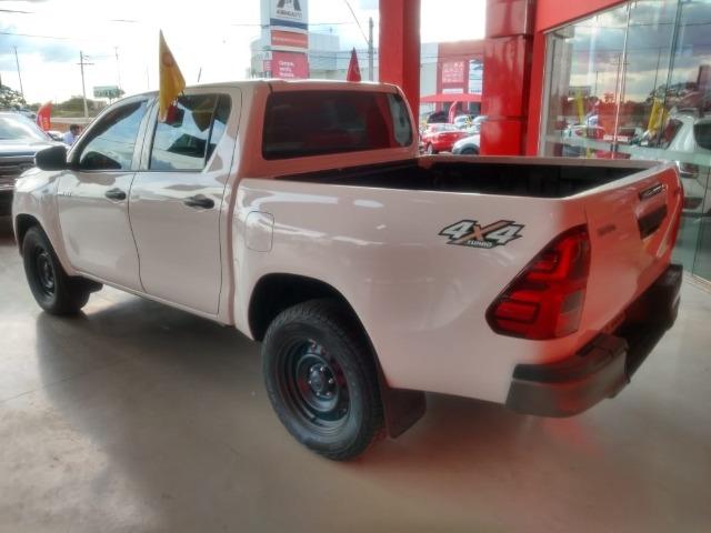 Toyota Hilux Std 2.8 Cd 16v 4x4 Manual - 2018/2019 - Foto 3