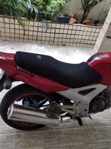 CBX 250 Twister - Foto 4