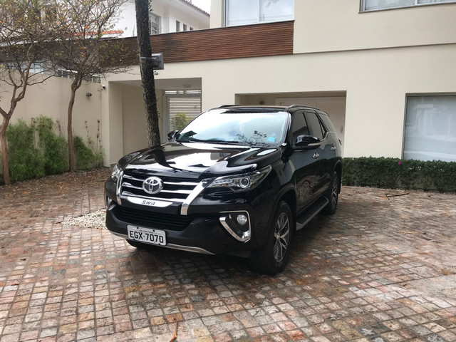 Hilux SW4 SRX 7 Lugares Top Diesel 17/17. Não aceito imoveis - Foto 2