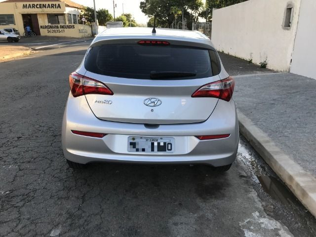 HB-20 Hatch 1.0 12V Confort Flex 2017 - Foto 3