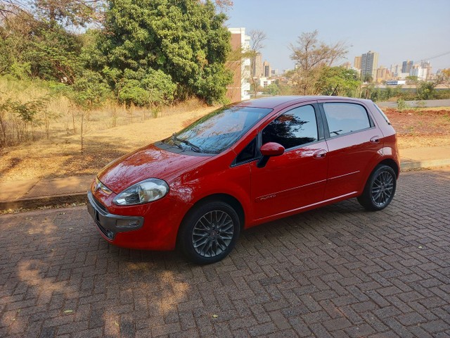 PUNTO ESSENCE 1.6 FLEX COMPLETO ANO 2014
