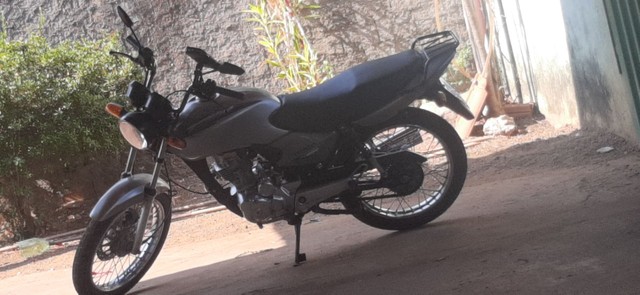 125 TITAN PARTIDA ELÉTRICA E PEDAL