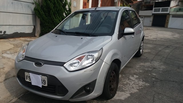 FIESTA SE 1.6 2014 COMPLETO