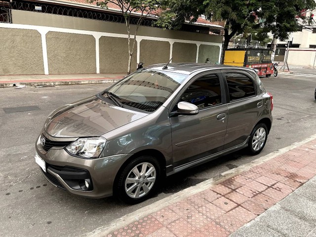 TOYOTA ETIOS XLS 1.5 2018 AUTOMÁTICO