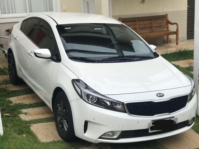 KIA CERATO ÚNICO DONO