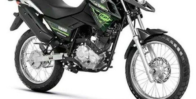 YAMAHA CROSSER 2014/2015