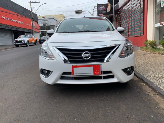 VERSA SL UNIQUE AUTOMÁTICO CVT 2018 COMPLETO COM APENAS 33.000 RODADOS