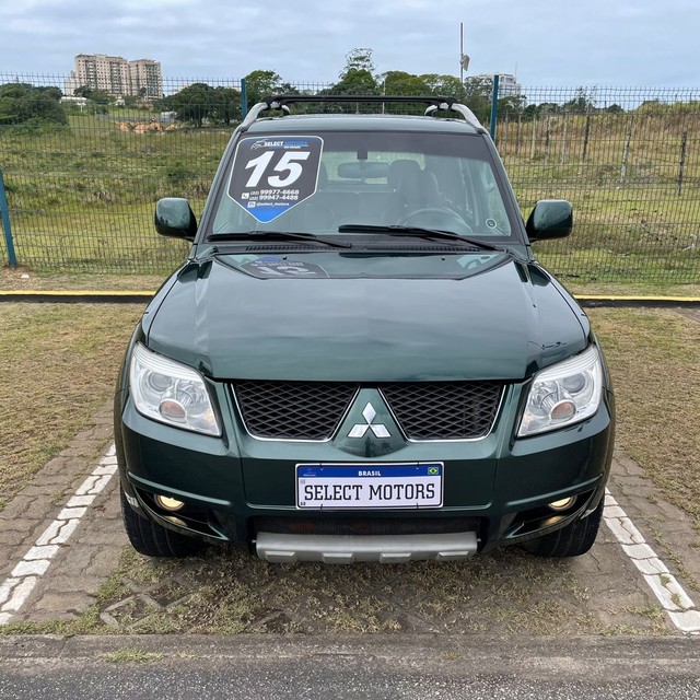 MITSUBISHI PAJERO TR4 2.0 AUTOMÁTICA 4X2 2015