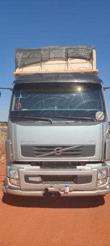 VENDO VOLVO VM ANO 2013