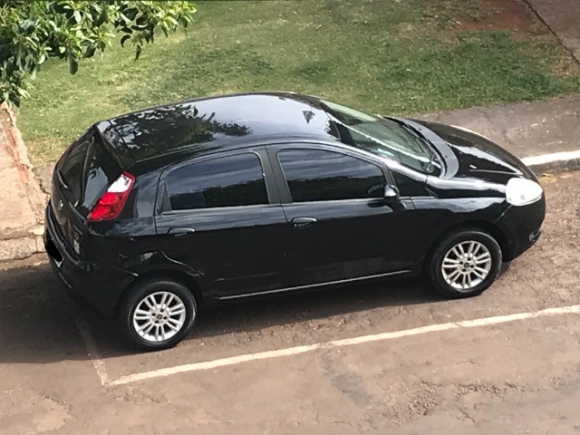 FIAT PUNTO ATTRACTIVE 1.4 2012.