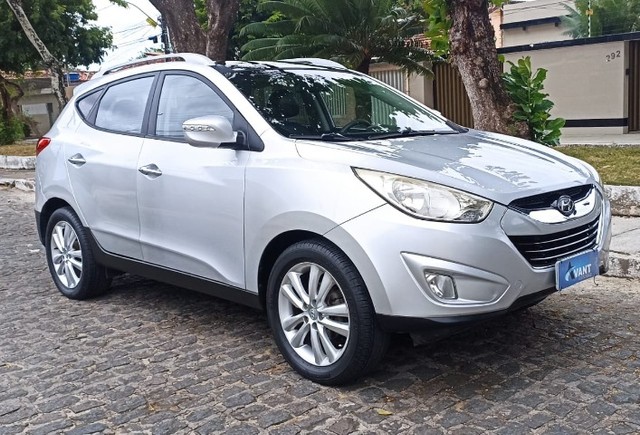 HYUNDAI IX35 2.0 GLS 2WD FLEX AUT. C/ TETO PANORÂMICO / STARTSTOP E#X27;E#X27; IMPECAVELE#X27;E#X27;