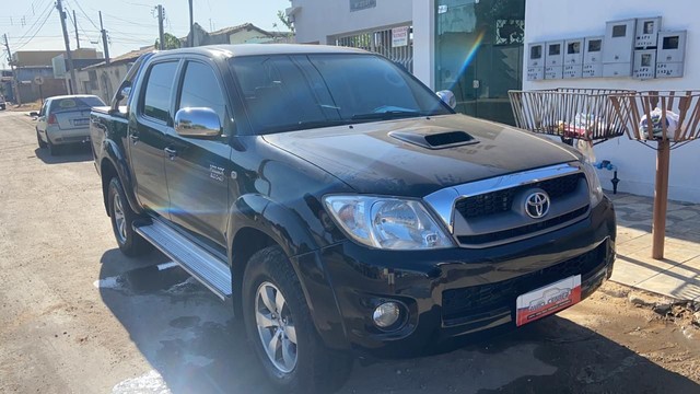HILUX SRV AUTOMÁTICA 2010