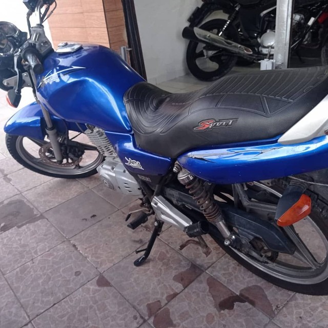 SUZUKI 125