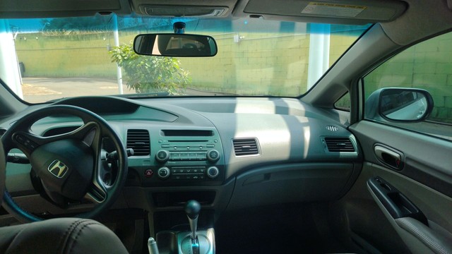 HONDA CIVIC LXS 1.8 AUTOMÁTICO