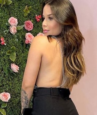 Blusa lurex com corrente e bojo belíssimo - Foto 2