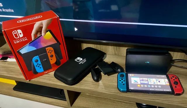 Nintendo Switch OLED Destravado com jogos a escolha - Estação Games