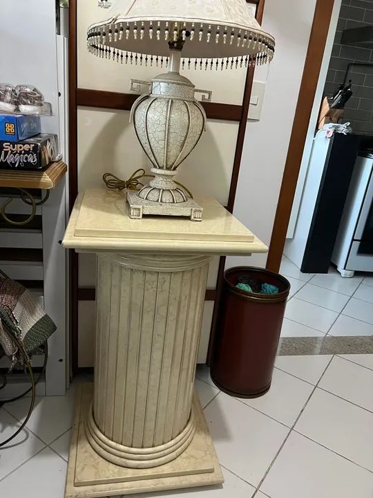 Abajur de Mesa Luxo em Estilo Clássico - Foto 2