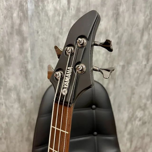 Contrabaixo Ativo Yamaha Rbx374 Preto 4c - Foto 4
